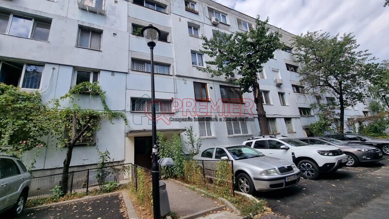 Berceni, Sector 4, Bd. Brancoveanu, 4 camere.