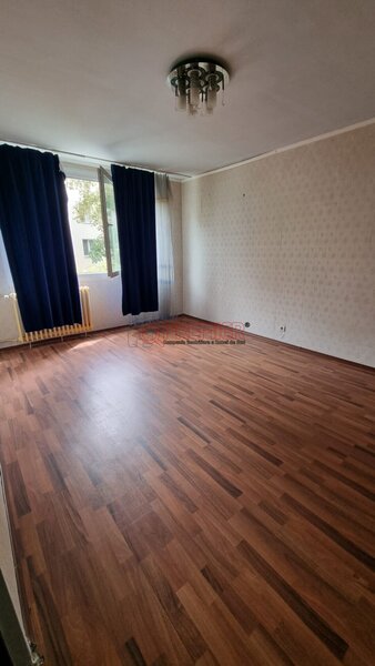 Berceni, Sector 4, Bd. Brancoveanu, 4 camere.